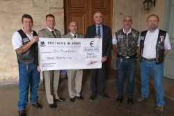 remise_don_BIA_2015_1