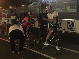 24 heures du Mans à vélo : la pleine nuit pour l’équipe de France des blessés de l’armée de terre (21 août 2016)