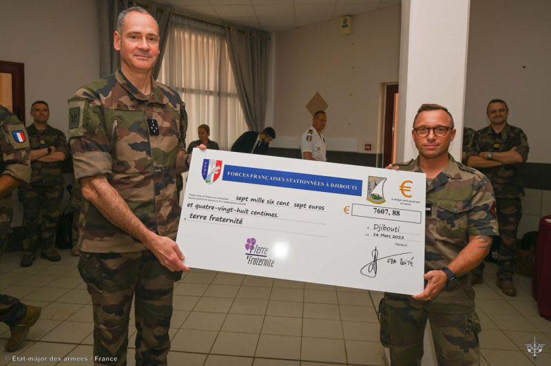 Remise de chèque des forces françaises à Djibouti (26 mars 2023)